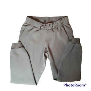 Lululemon On The Fly Joggers Olive Green Size 6